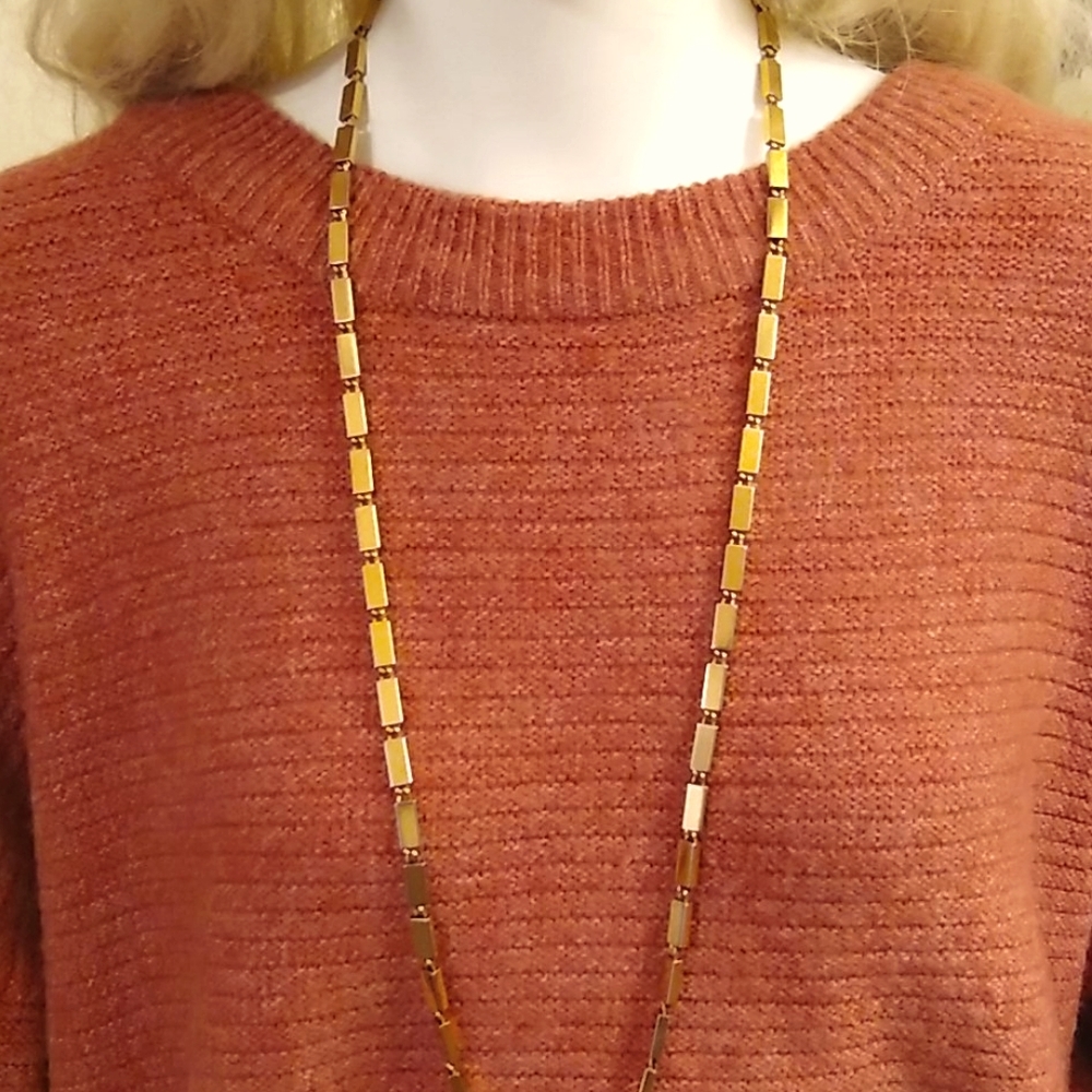 MONET NECKLACE